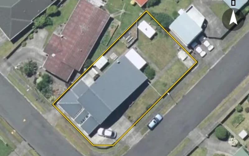 4 Lindsey Crescent