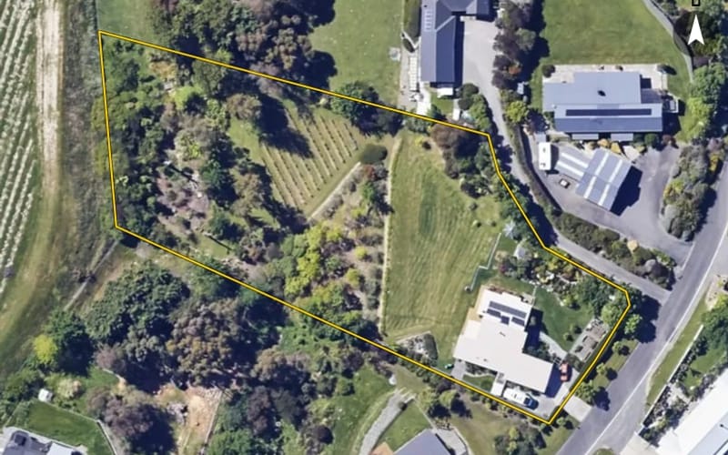 60 Fairbourne Drive