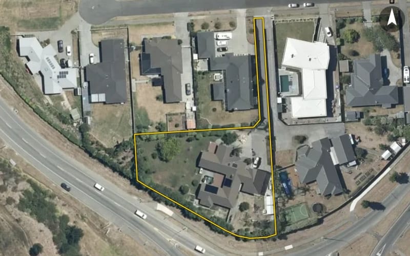 10 Oak Place