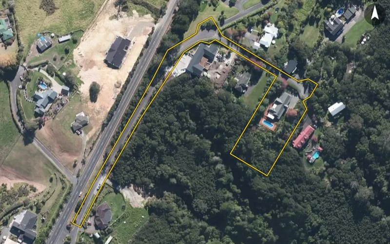 235 Paremoremo Road
