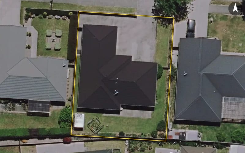 65 Farnborough Drive