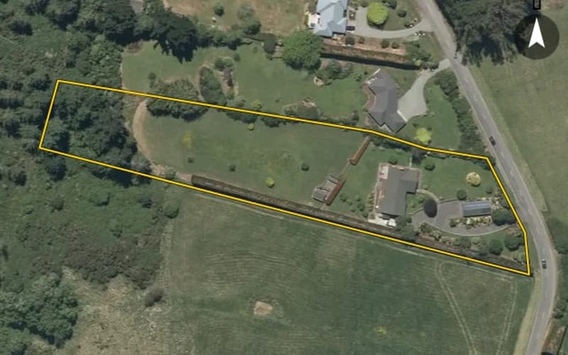 233 Downs Road