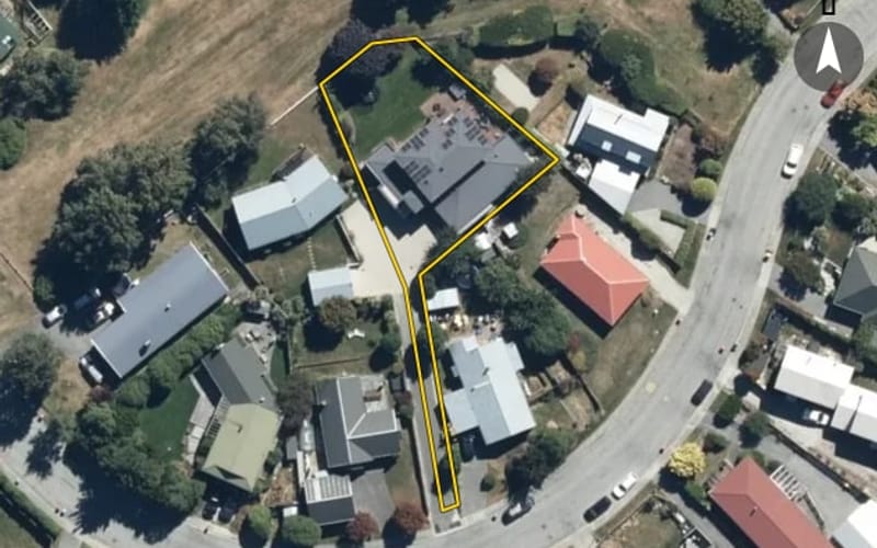33 Remarkables Crescent