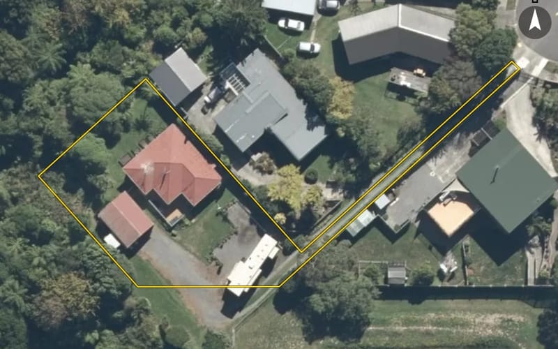 7 Holly Grove