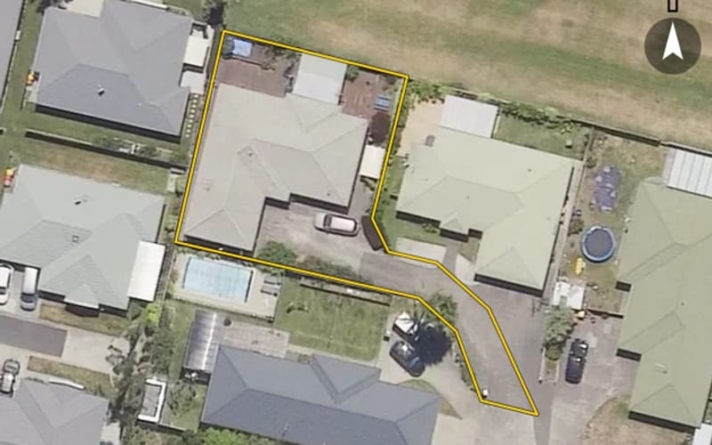 10 Beachlands Place