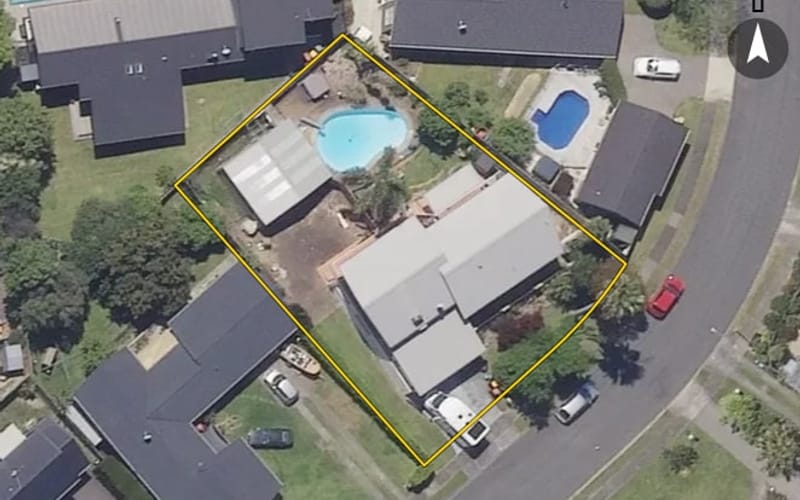 5 Maxine Place