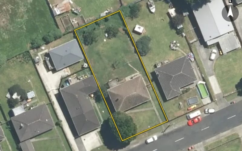 13 Hooks Road