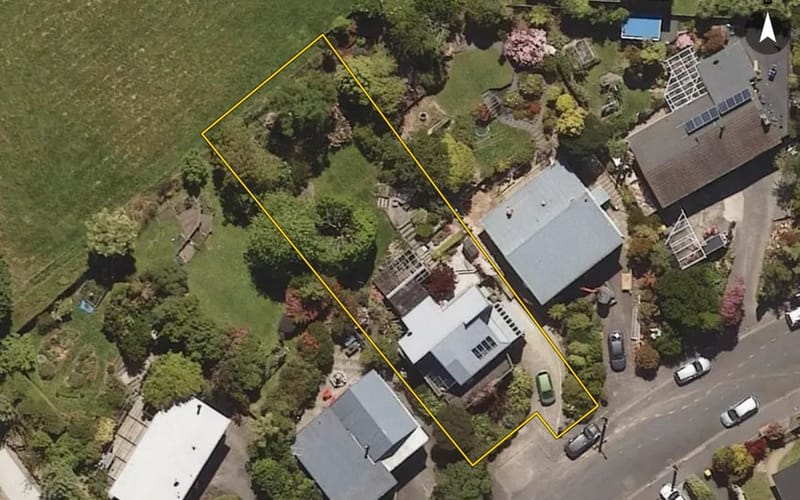 24 Larkins Street
