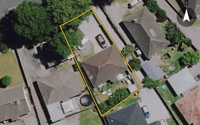 98 Holland Road