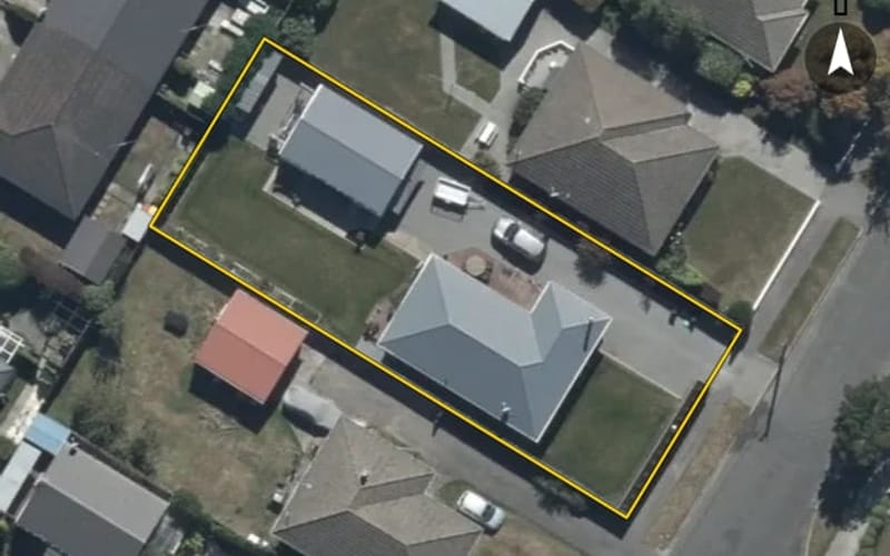 33 Charlcott Street