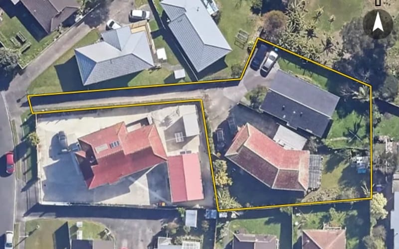 2/10 Halleys Place