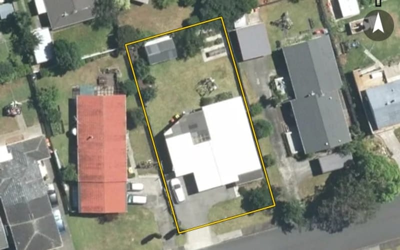 13 Sunnypark Avenue