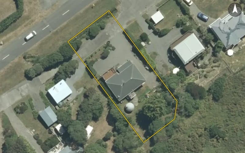 96 Lake Ferry Road