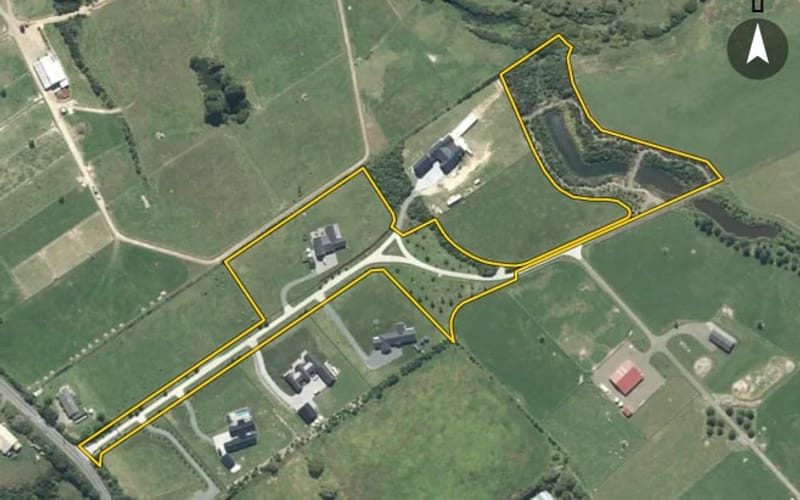 4 Rossbern Lane