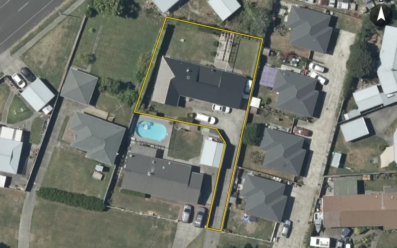 6 Ryan Crescent