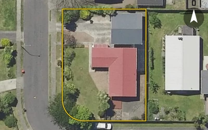 12 Barron Crescent