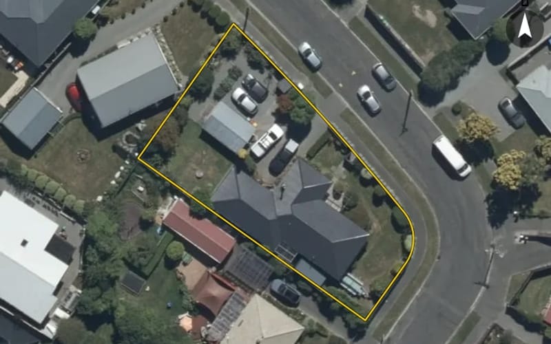 40 Bourne Crescent