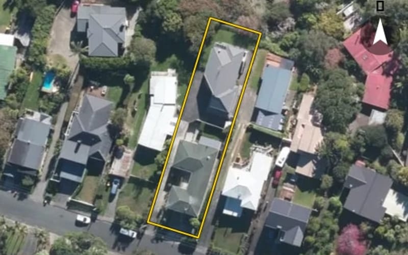 2/75 Balmain Road