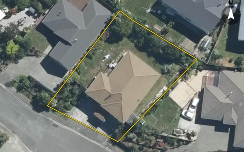 10 Lachlan Place