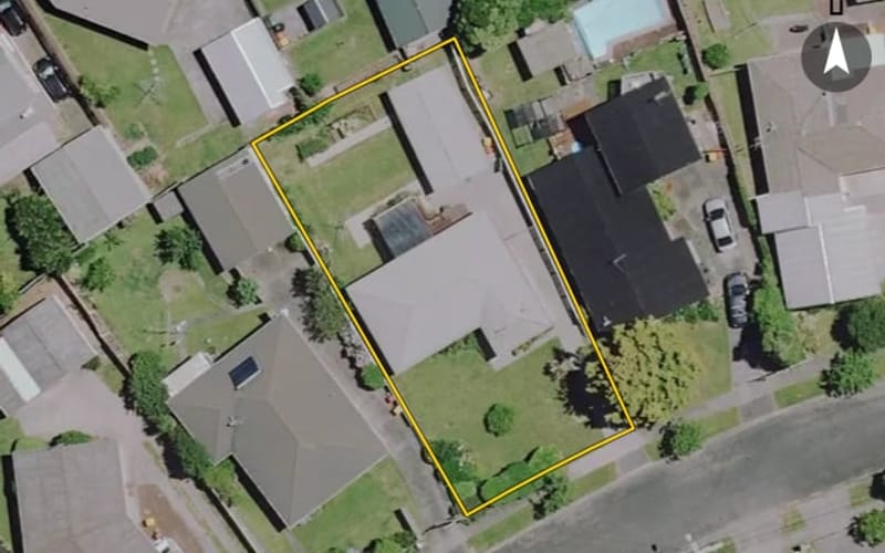 21 De Vere Crescent