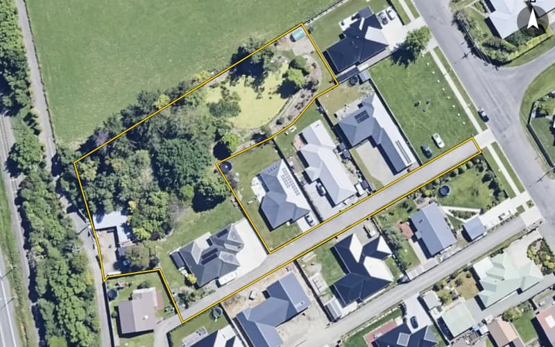 10 Herd Grove