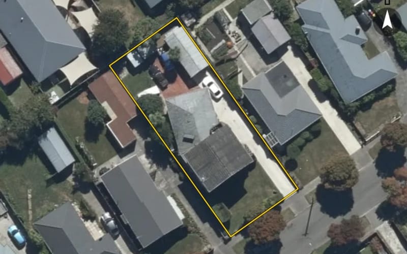 11 Maple Street