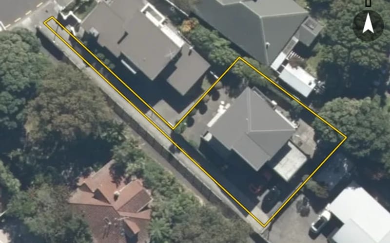 8B Bloomfield Terrace