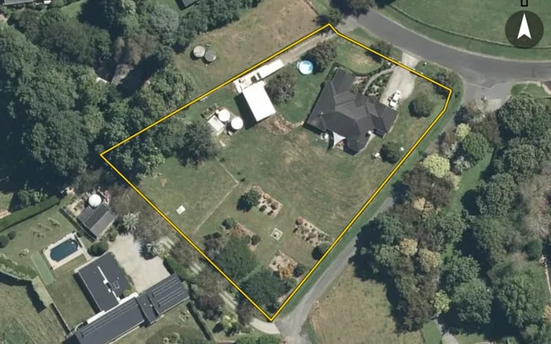 8 Awanui Avenue
