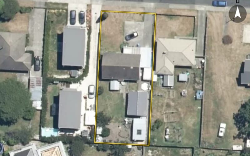 1209 Cunningham Crescent
