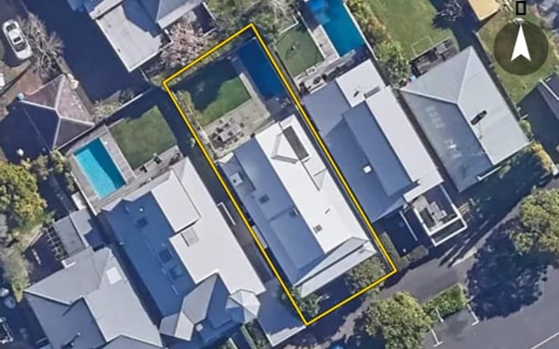6 Anglesea Street