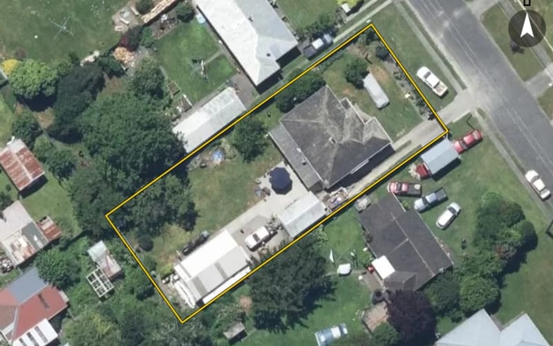 15 Caffray Avenue