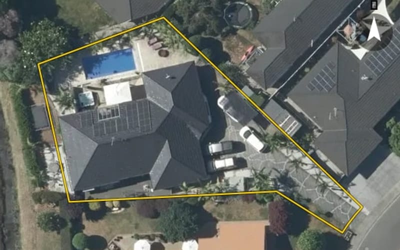 6 Ennor Place