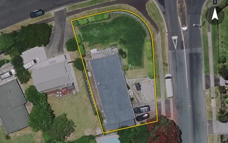 2 Lachlan Drive