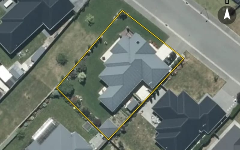 27 Whiteoak Grove