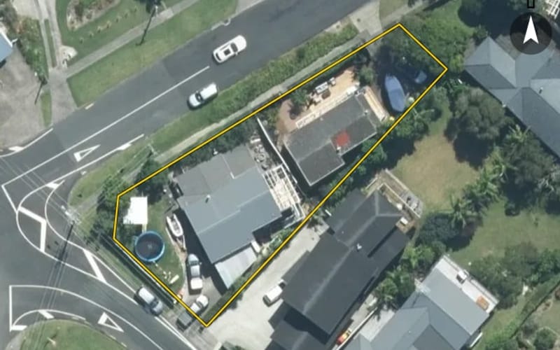 2/2 Rock Isle Road