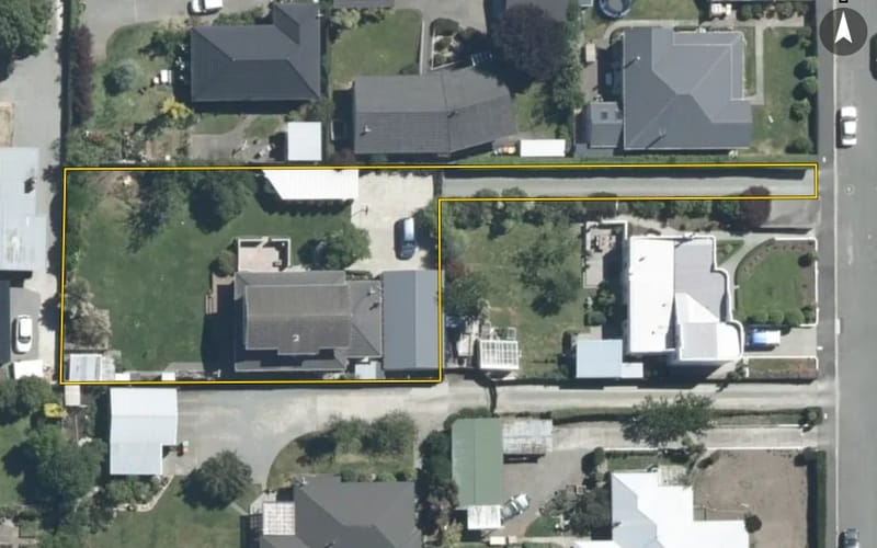 98A Avenue Road