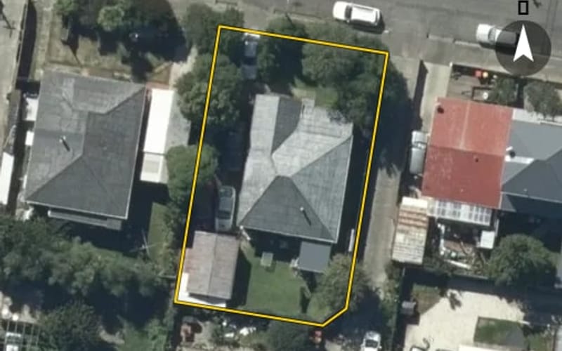 48 Chichester Street