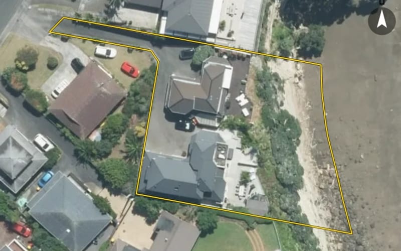 909 Beach Road