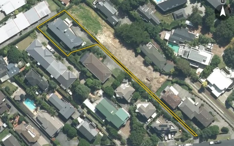 18A Castor Bay Road