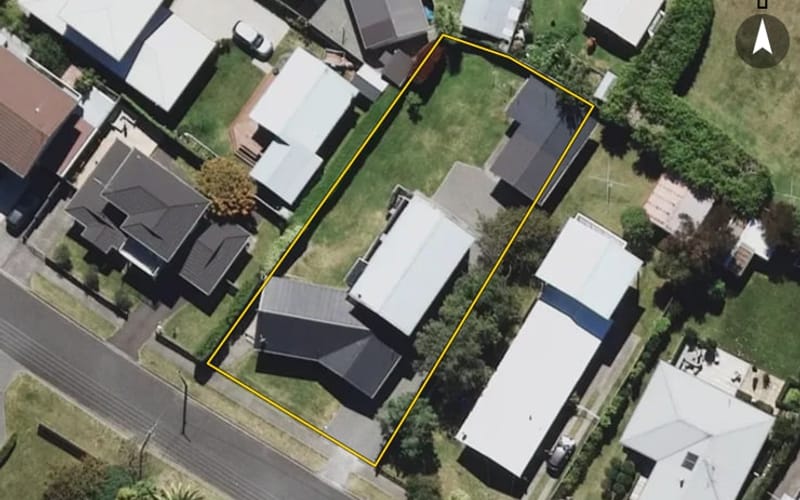 6 Charles Crescent