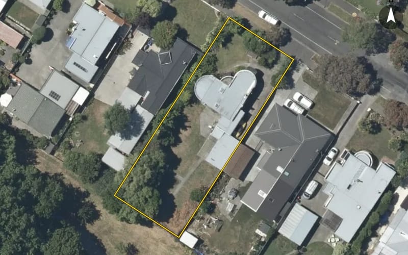 24 Tom Parker Avenue