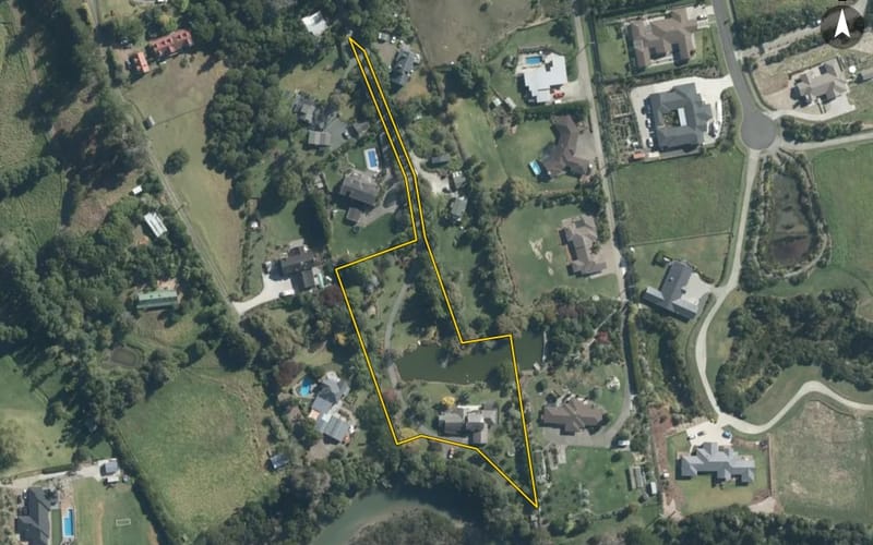 17 Whangaparaoa Road