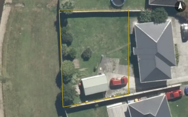 30A Strand Crescent