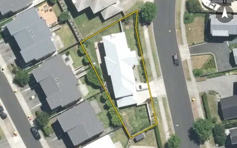21 Edgewater Drive