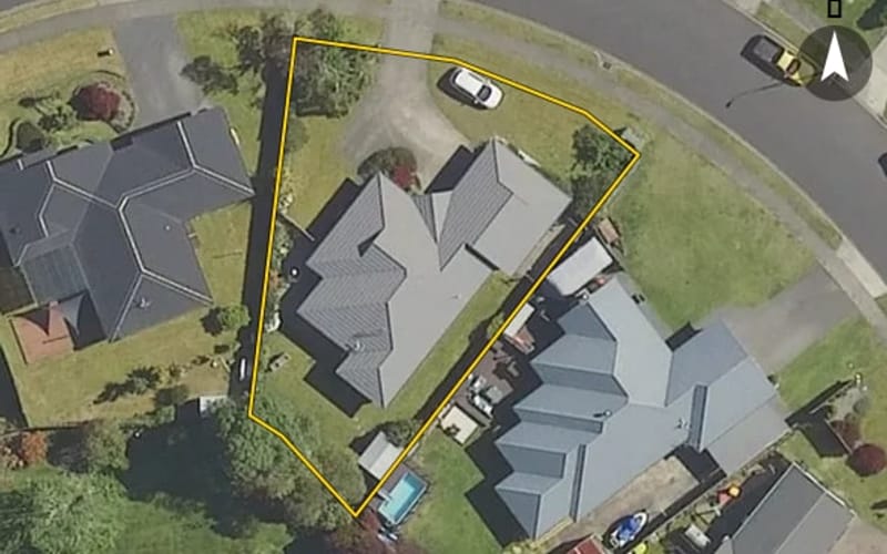 11 Caulfield Place