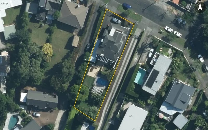 37 Selwyn Avenue
