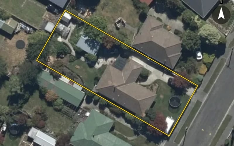 9 Bourne Crescent