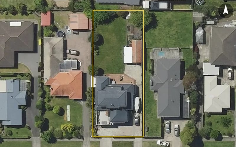 33 Robertson Street