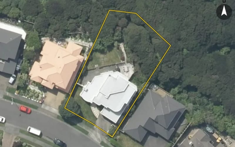 19 Pendennis Point