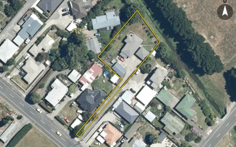 710 Murdoch Road East